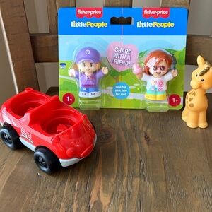 Fisher-Price Little People set of 2, Red Convertible/Giraffe set is new.